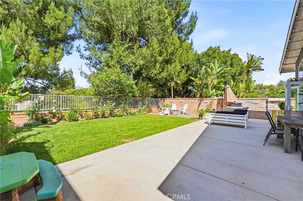 28435 Ronea Property Photo 20