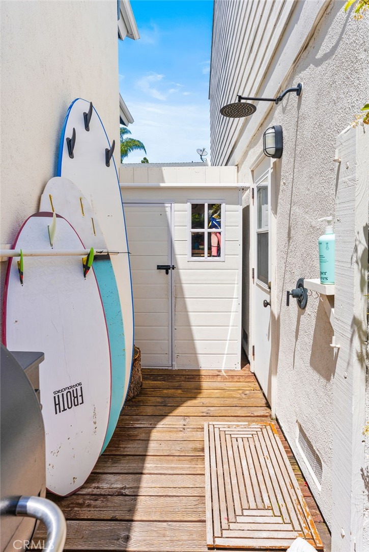 25566 Via Del Rey Property Photo 3