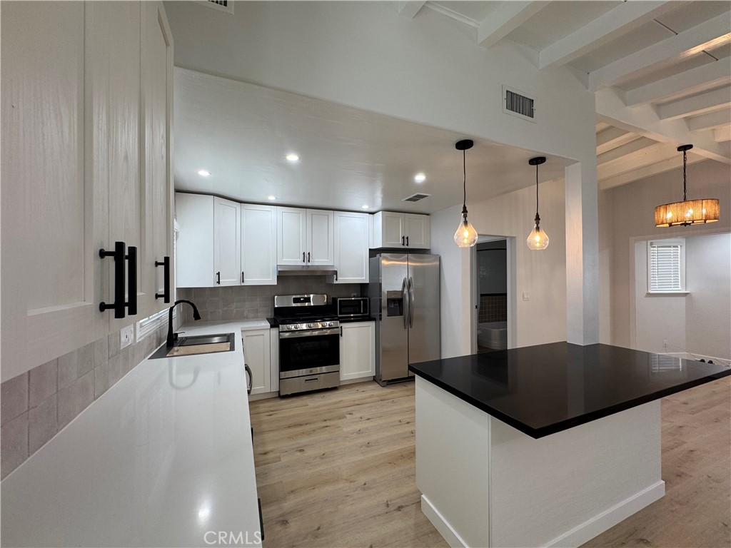 15965 Coral Property Photo 4