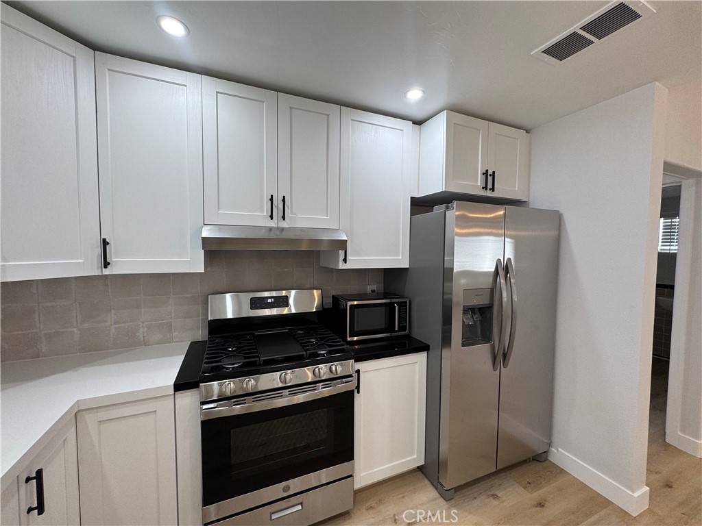 15965 Coral Property Photo 5