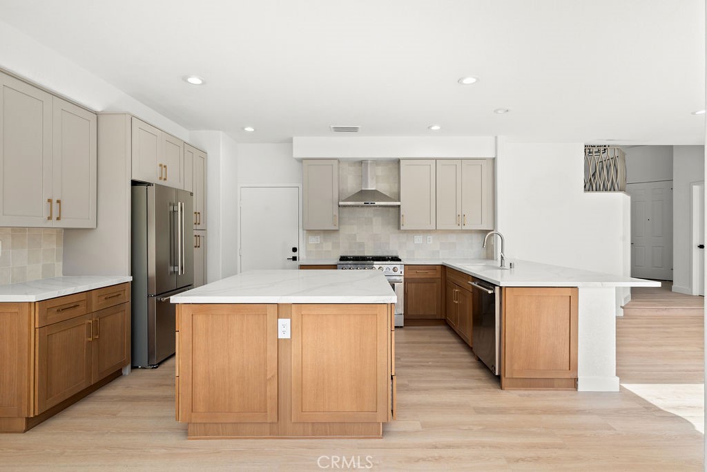 239 S Firenza Property Photo 3
