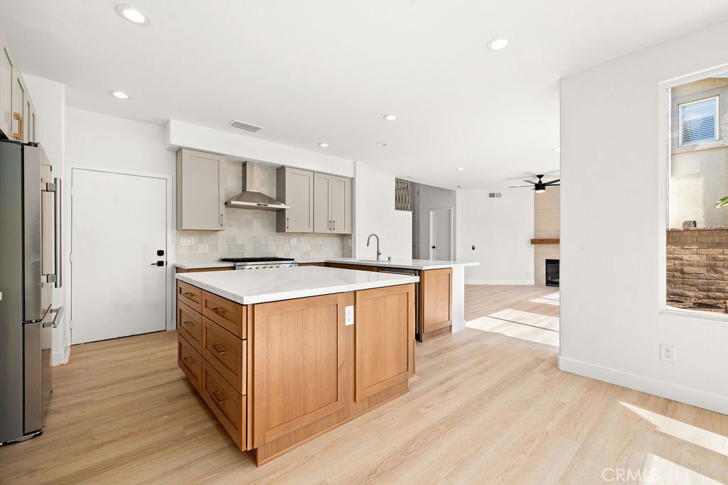239 S Firenza Property Photo 4