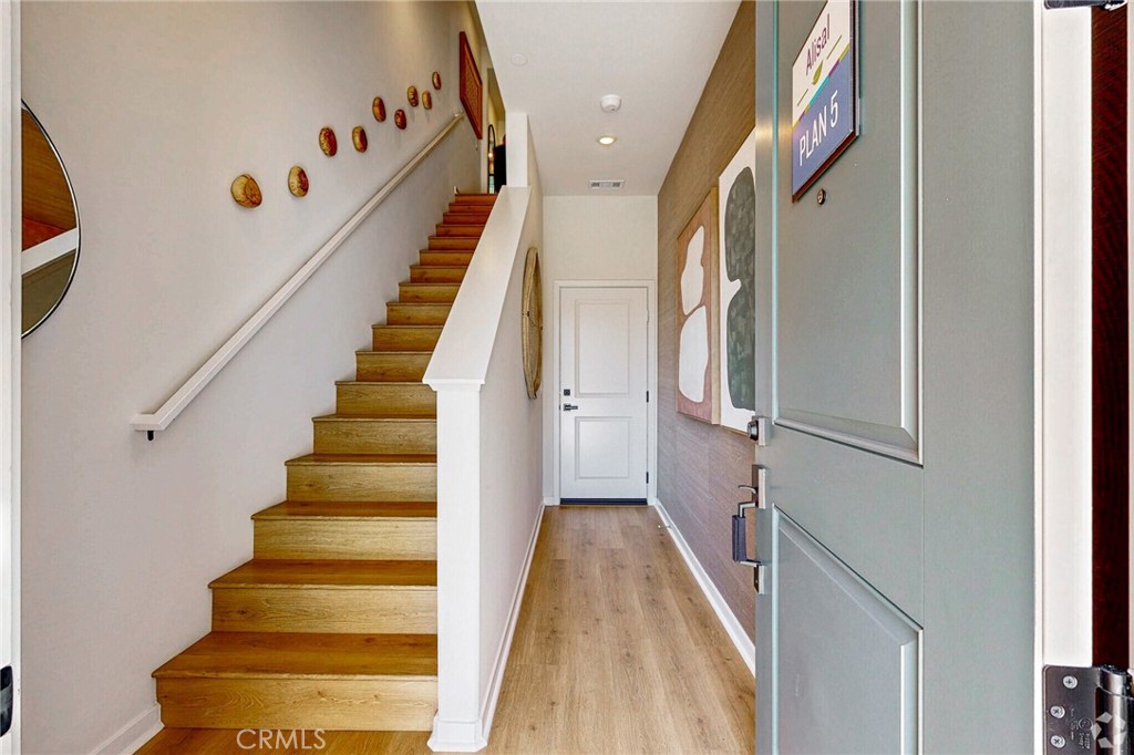 545 Gregory Way Property Photo 2