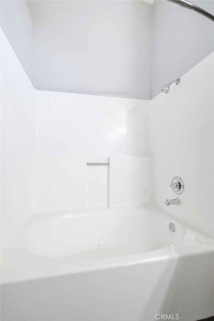 2 Carmesi Property Photo 22
