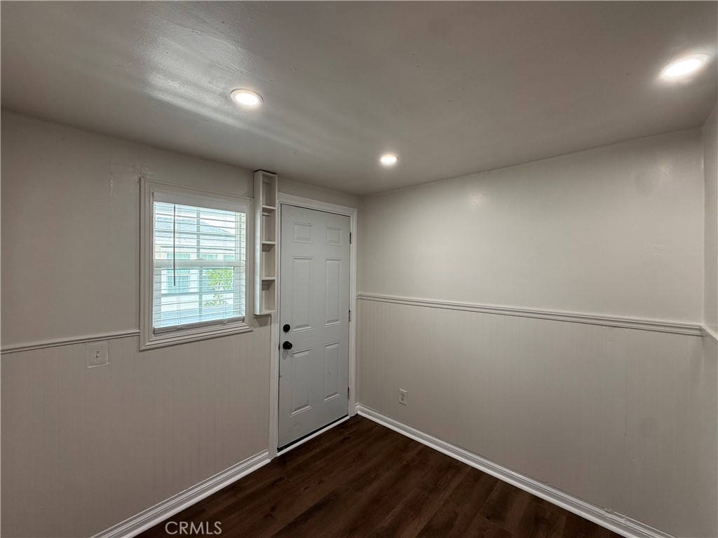 1741 Pomona Avenue 21 Property Photo 9