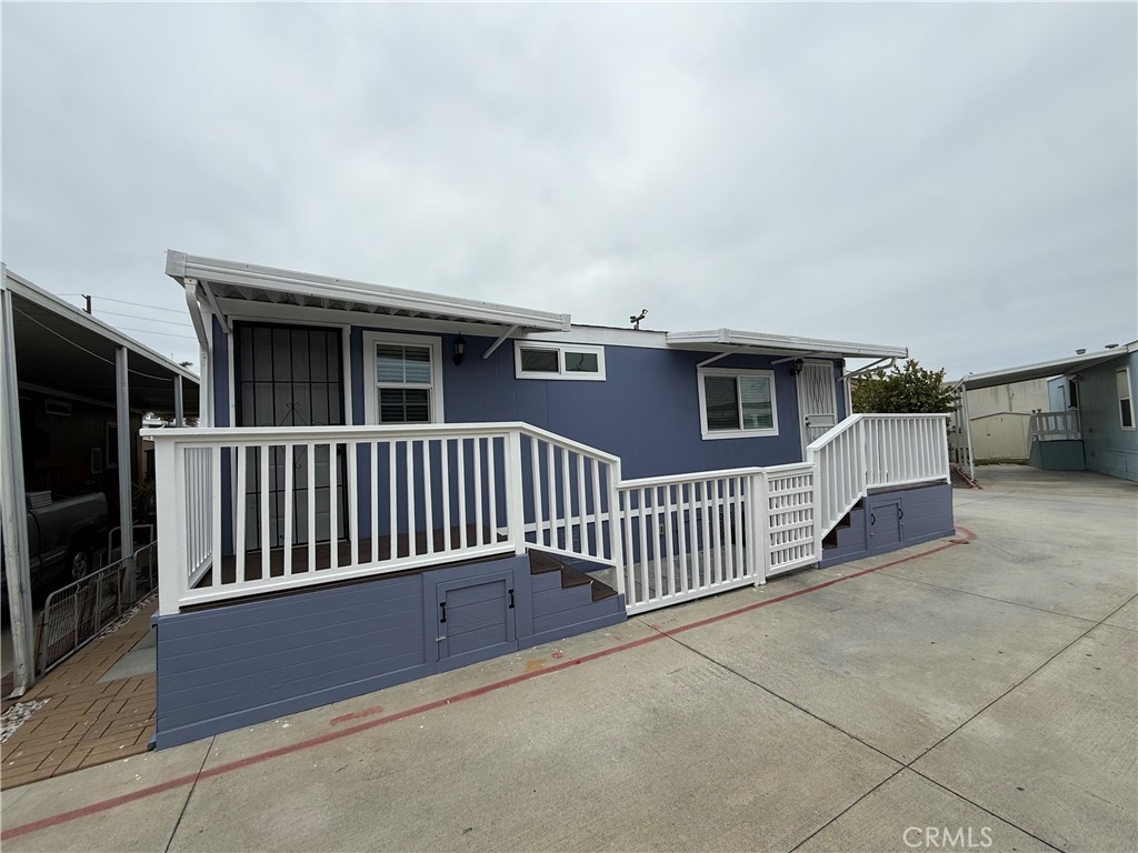 1741 Pomona Avenue 21 Property Photo 14