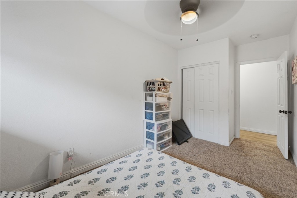 411 S Hewes St Property Photo 12