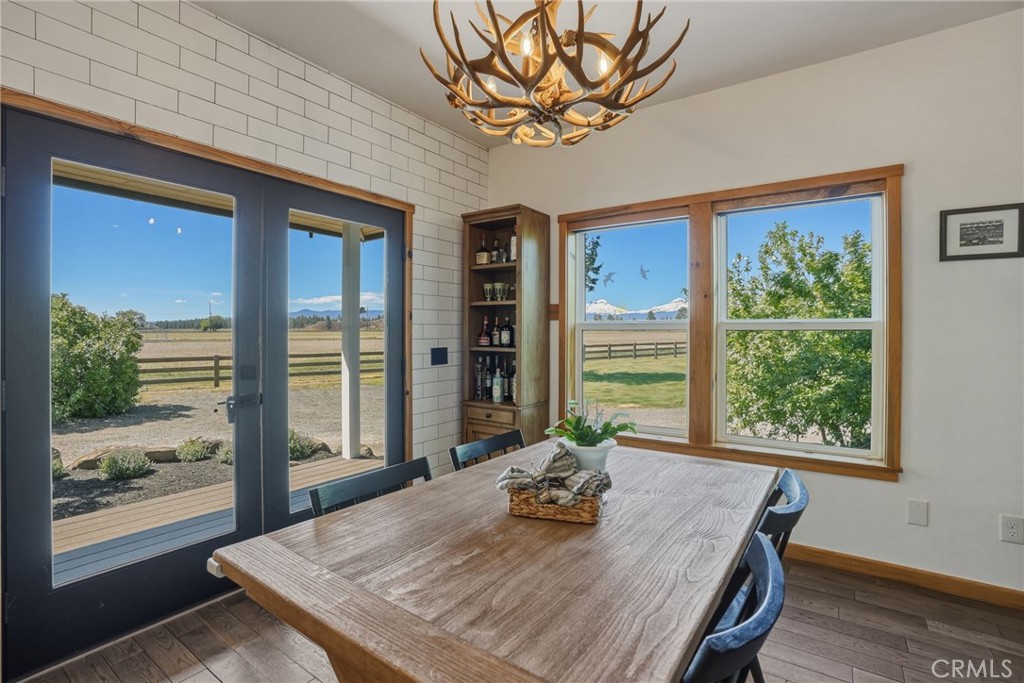 17186 Highway 126 Property Photo 17