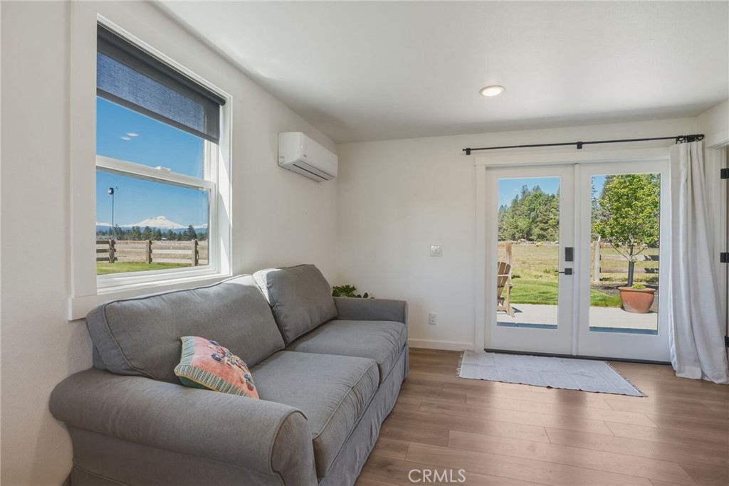 17186 Highway 126 Property Photo 28