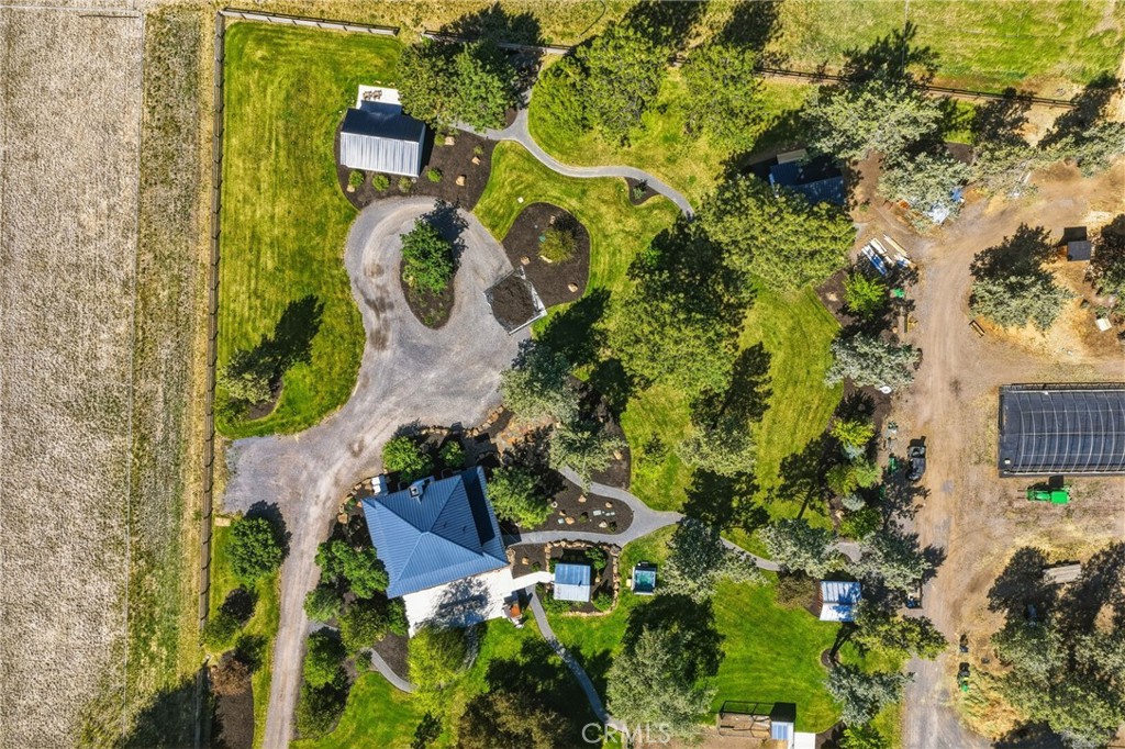 17186 Highway 126 Property Photo 50