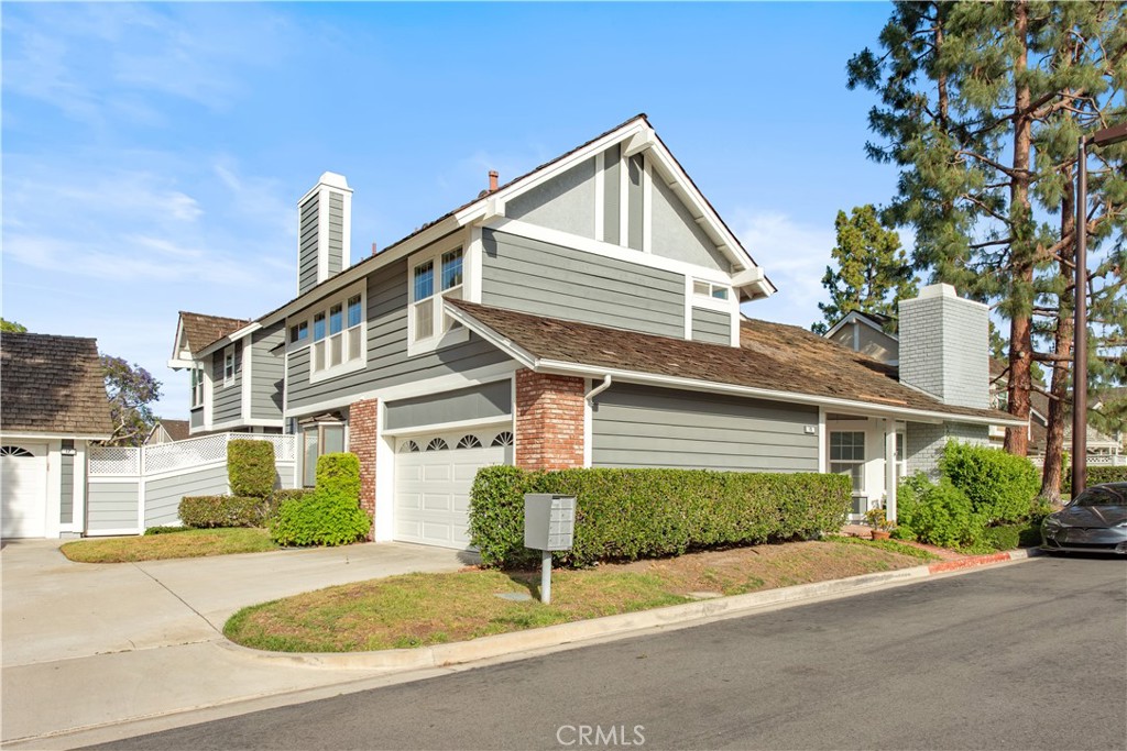 19 Alabaster Loop Property Photo 1