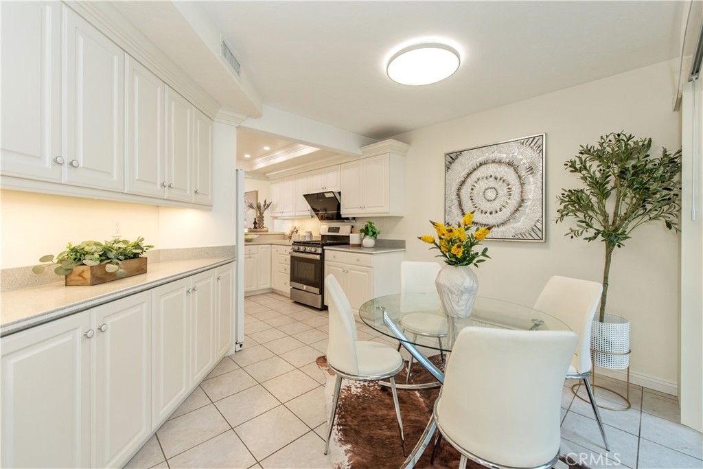 19 Alabaster Loop Property Photo 7