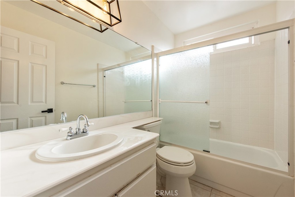 19 Alabaster Loop Property Photo 17