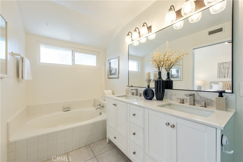 19 Alabaster Loop Property Photo 25