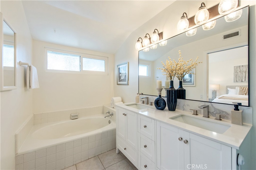 19 Alabaster Loop Property Photo 27