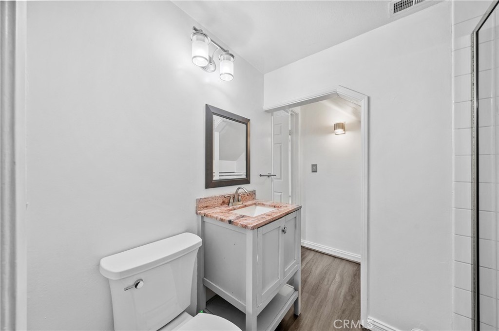 29616 Oakwood Ct Property Photo 13