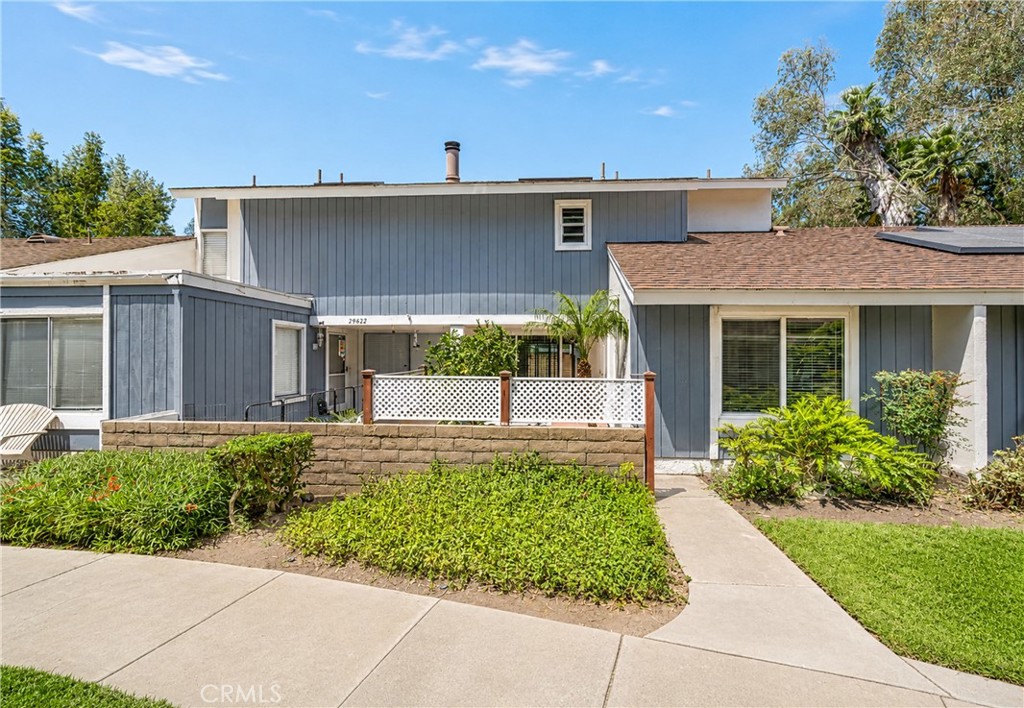 29616 Oakwood Ct Property Photo 44