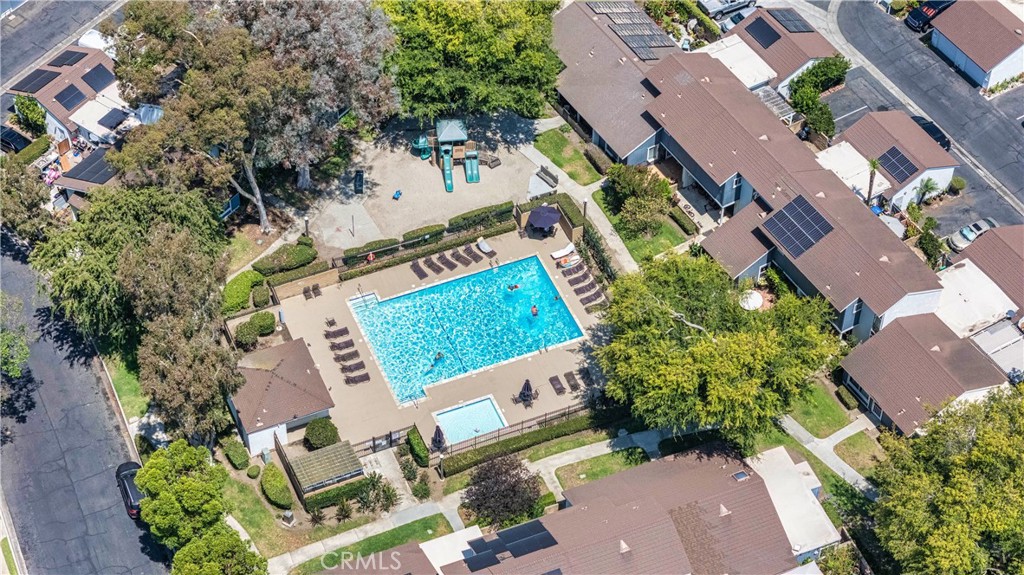 29616 Oakwood Ct Property Photo 46