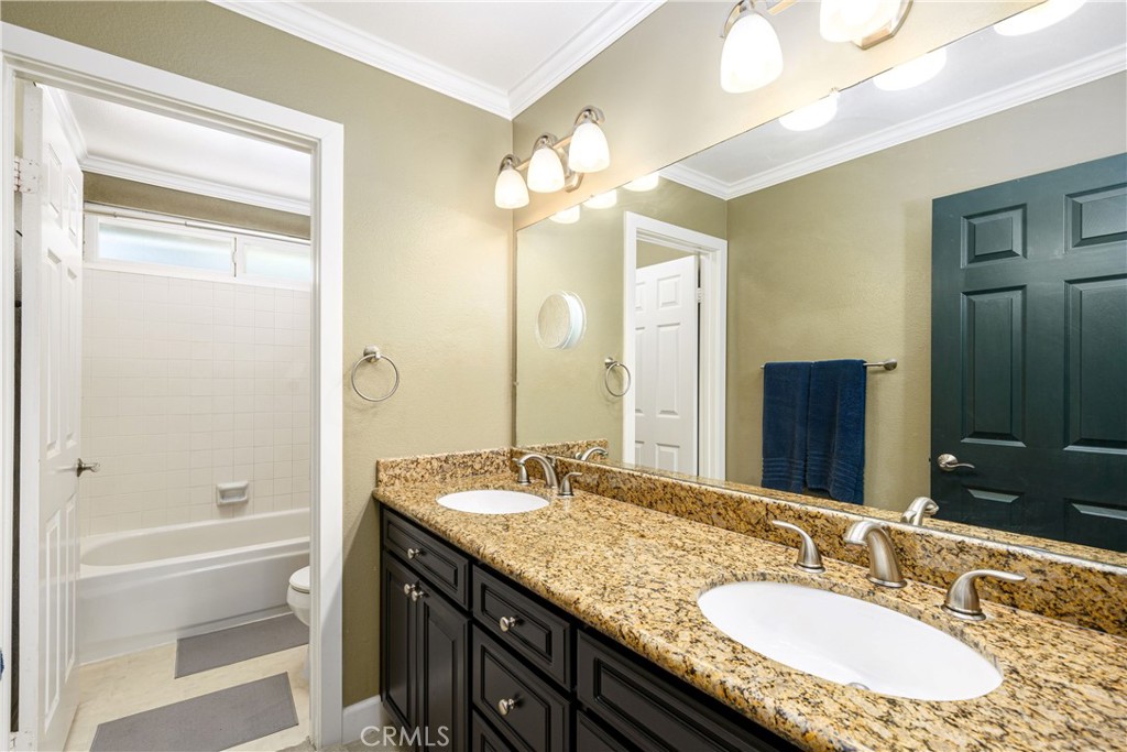 4624 E Blue Bird Avenue Property Photo 32