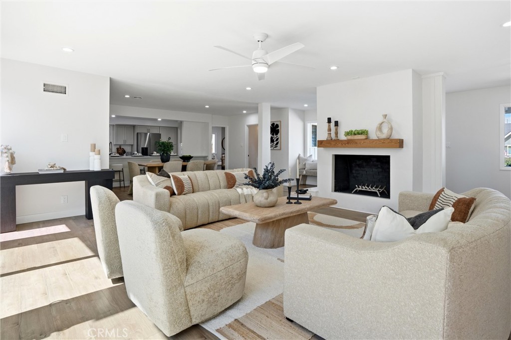 13032 Earlham Property Photo 4