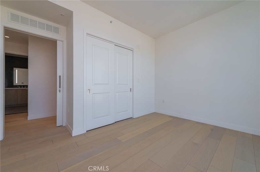 400 S Broadway S 1203 Property Photo 5
