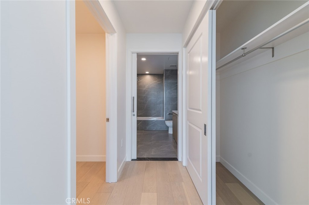 400 S Broadway S 1103 Property Photo 7