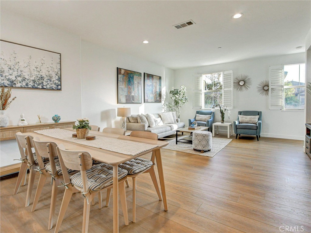 8056 Torino Property Photo 9