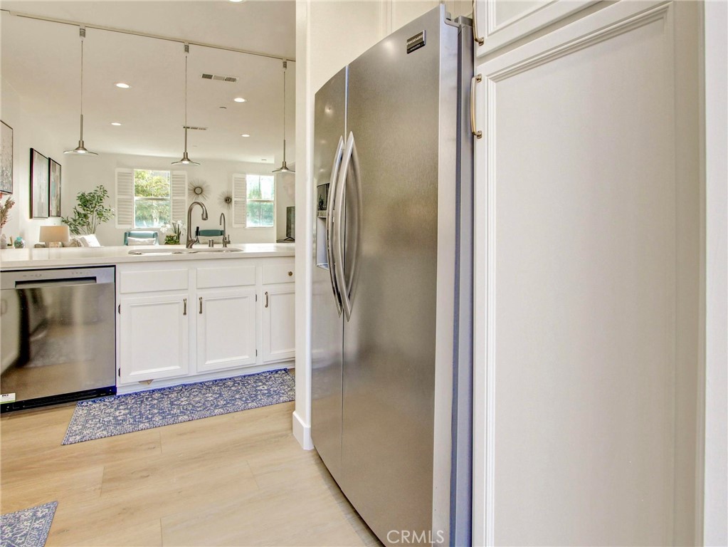 8056 Torino Property Photo 20