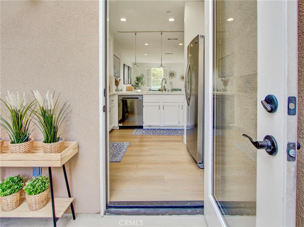 8056 Torino Property Photo 23