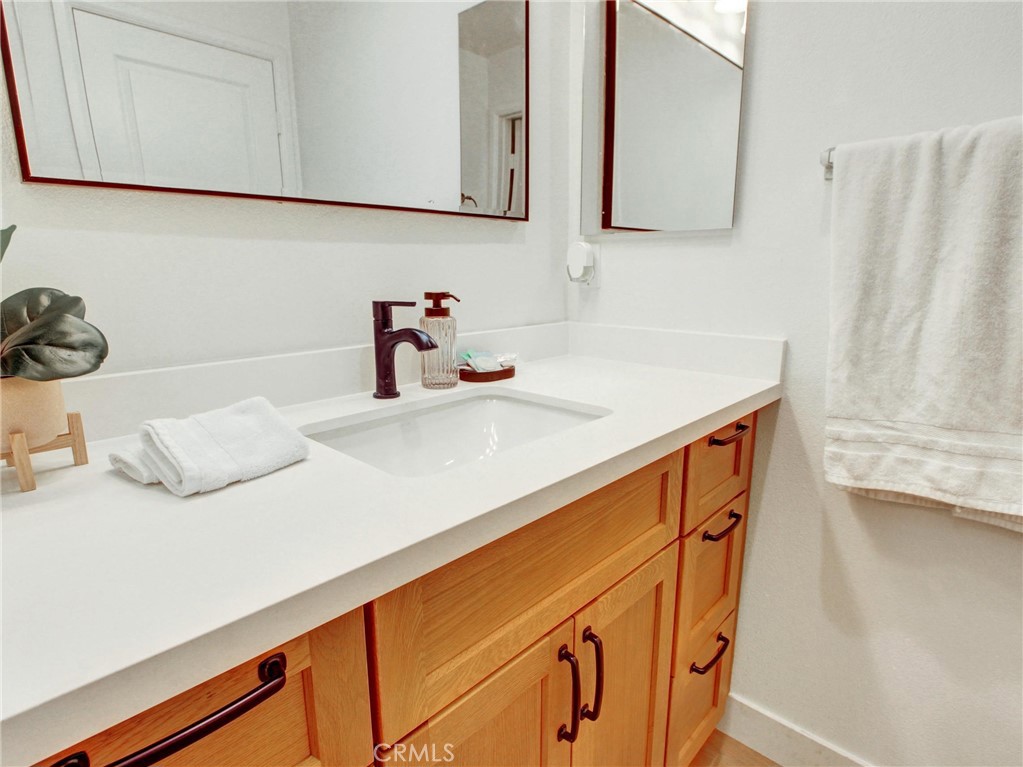 8056 Torino Property Photo 28