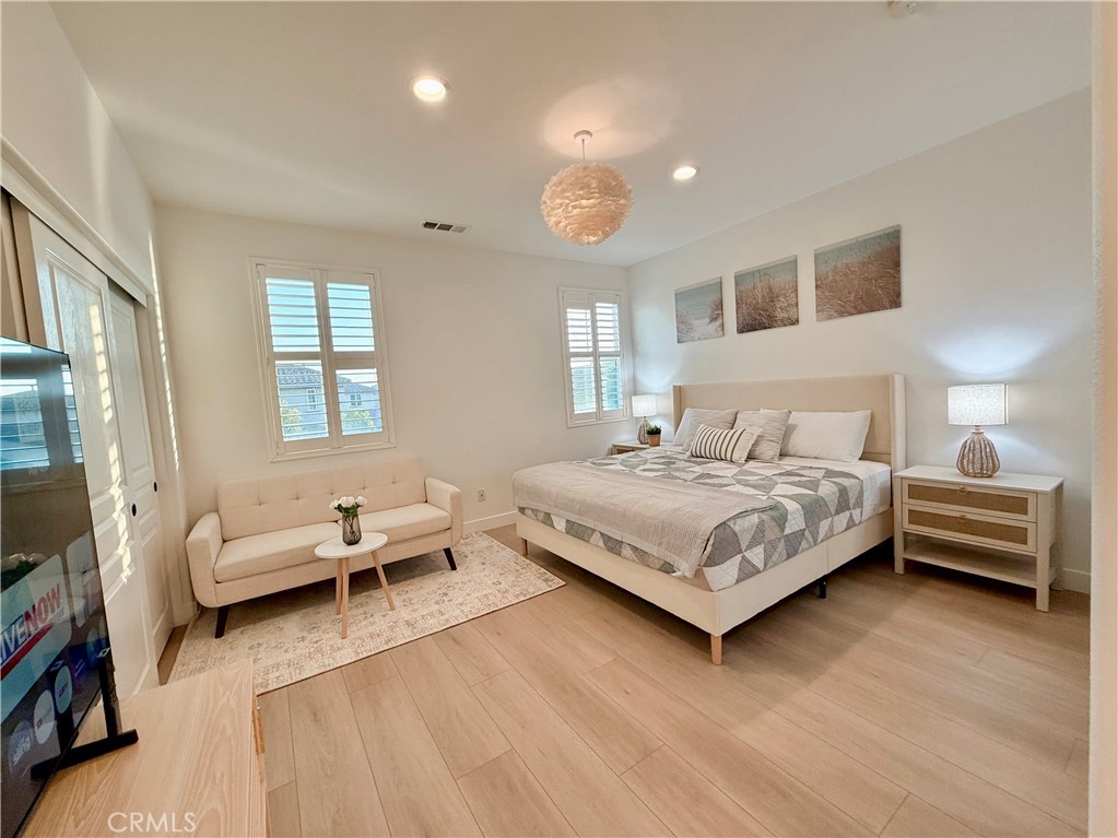 8056 Torino Property Photo 37