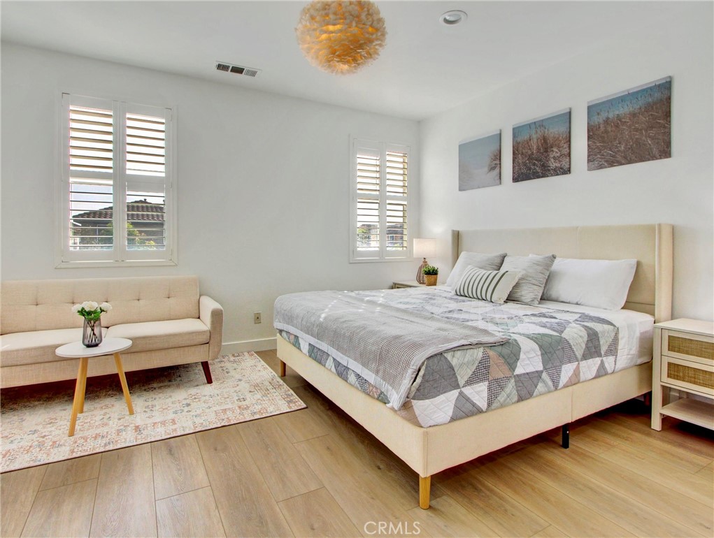 8056 Torino Property Photo 38