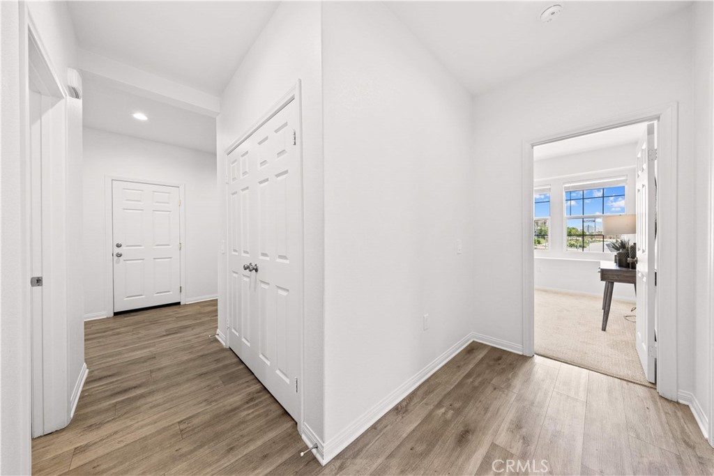 28303 Blackjack Drive Property Photo 4