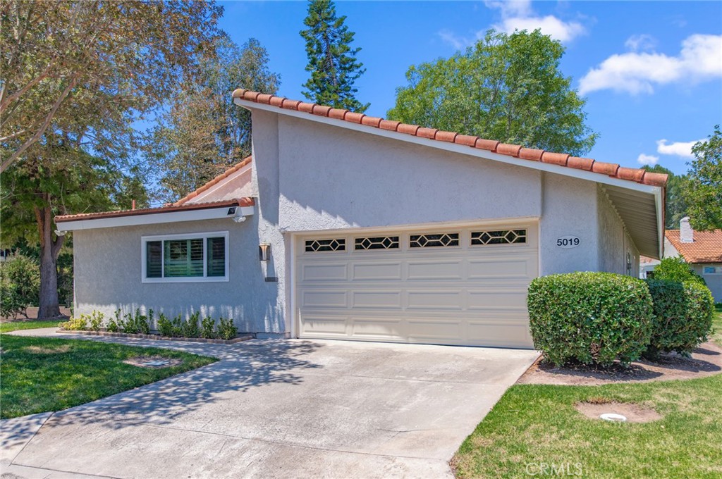 5019 Jardin Property Photo