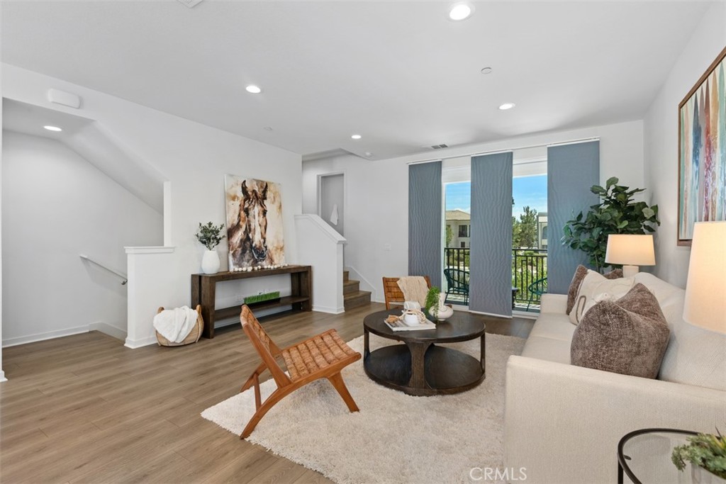 250 Novel Property Photo 6