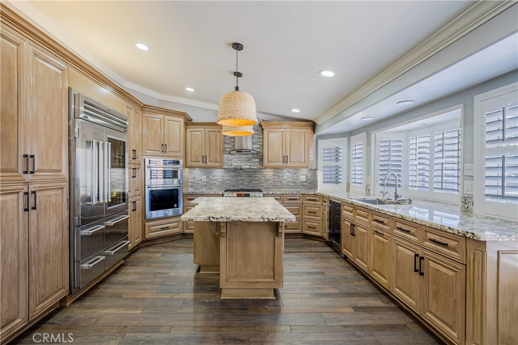 20149 Stanford Court Property Photo 8