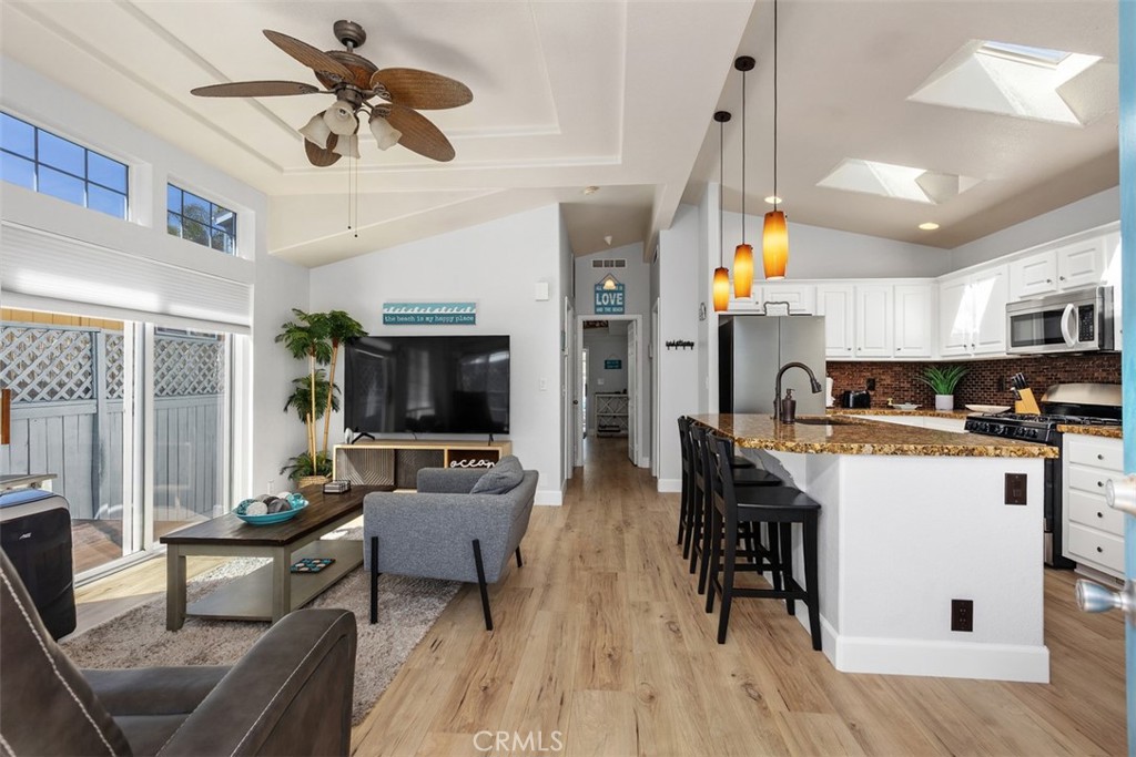 30802 Coast D20 Property Photo 4