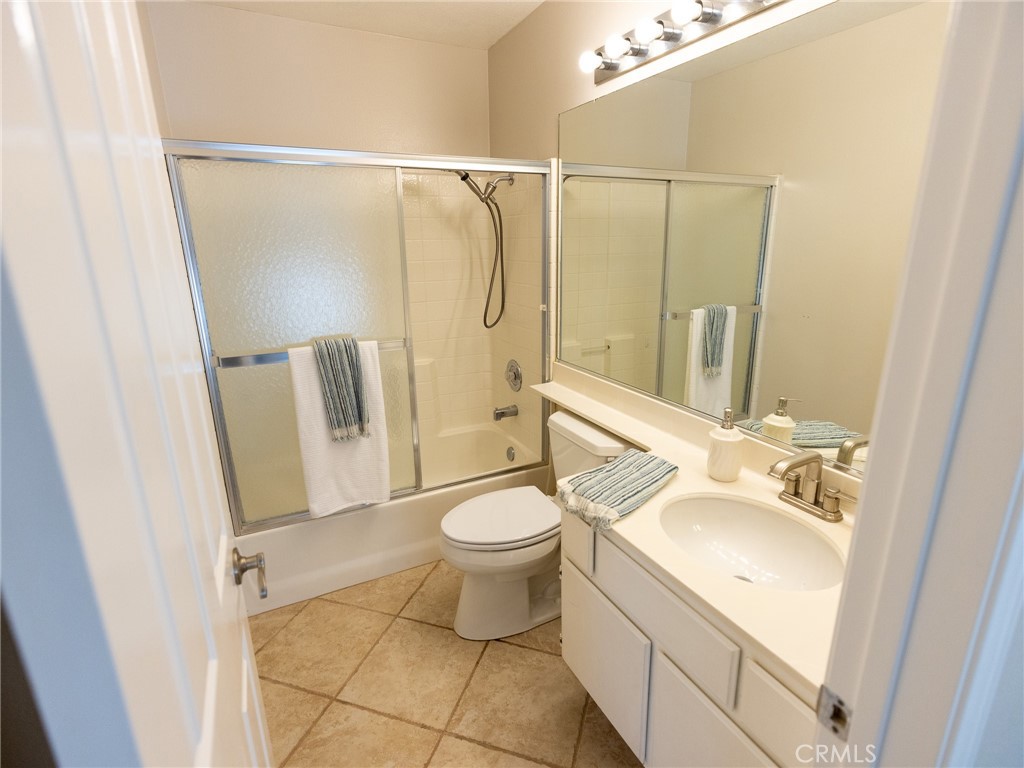1055 S Silver Star Way Property Photo 15