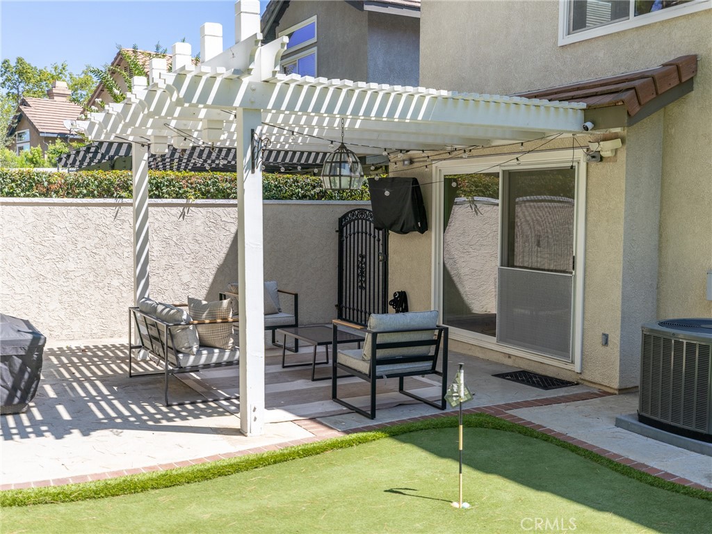 1055 S Silver Star Way Property Photo 17