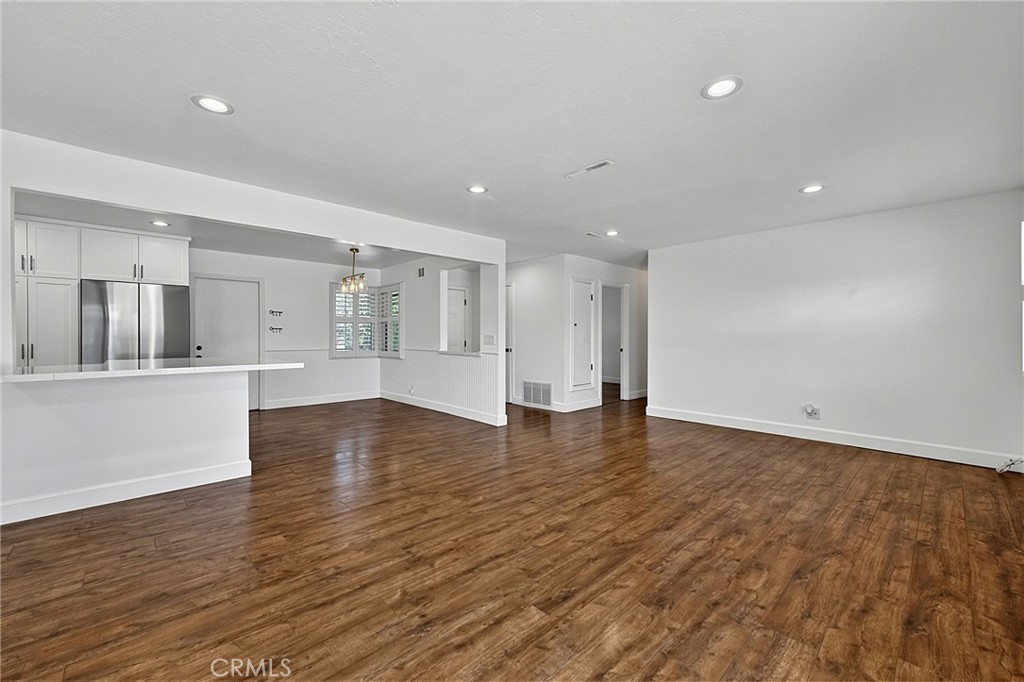 5972 Meadowlark Drive Property Photo 8