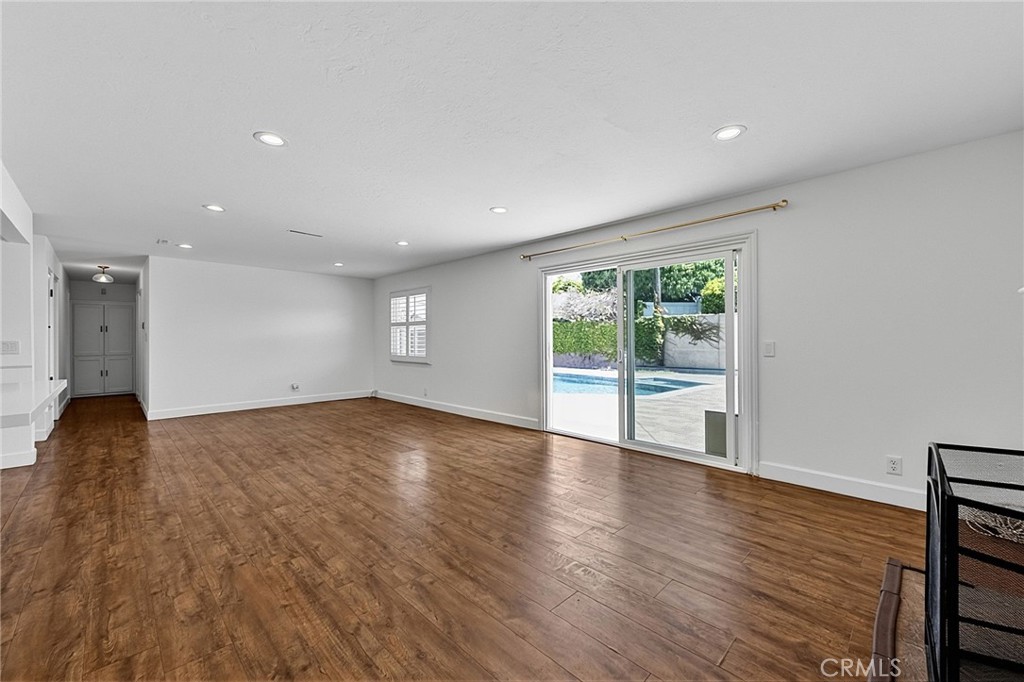 5972 Meadowlark Drive Property Photo 11