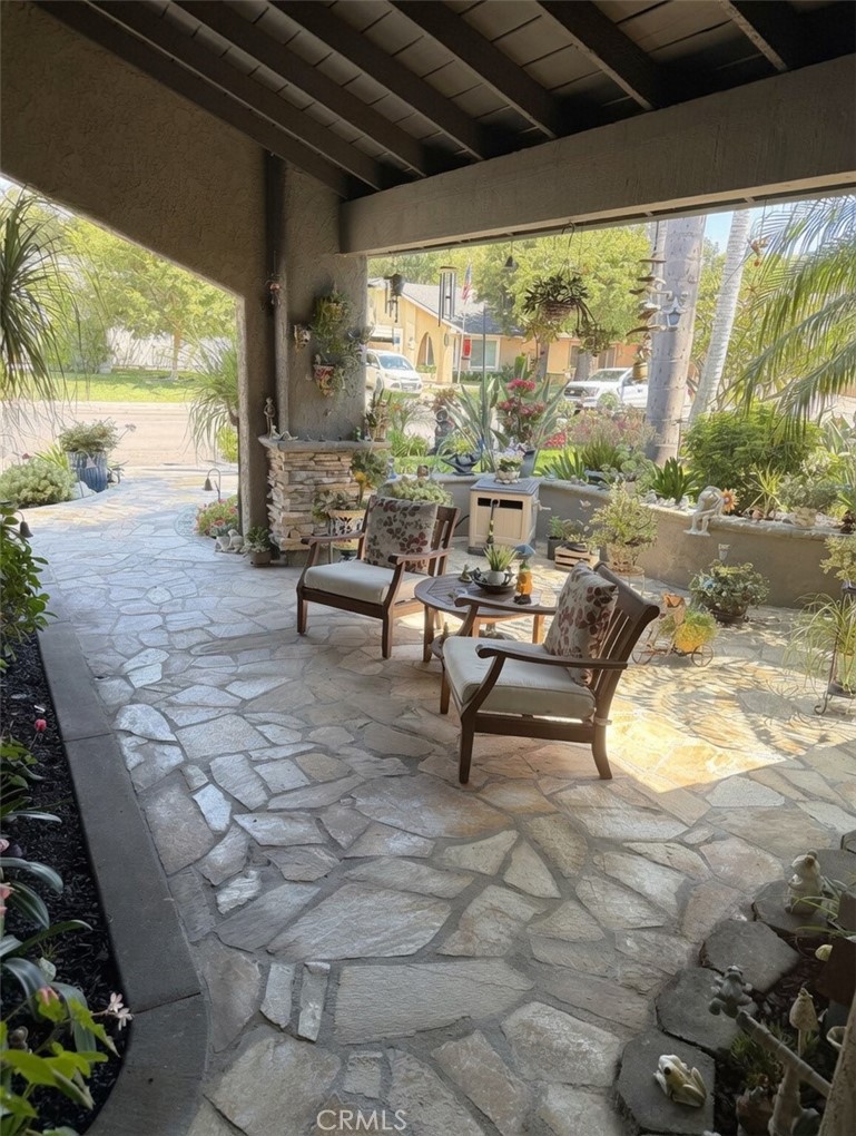 27711 Golondrina Property Photo 3