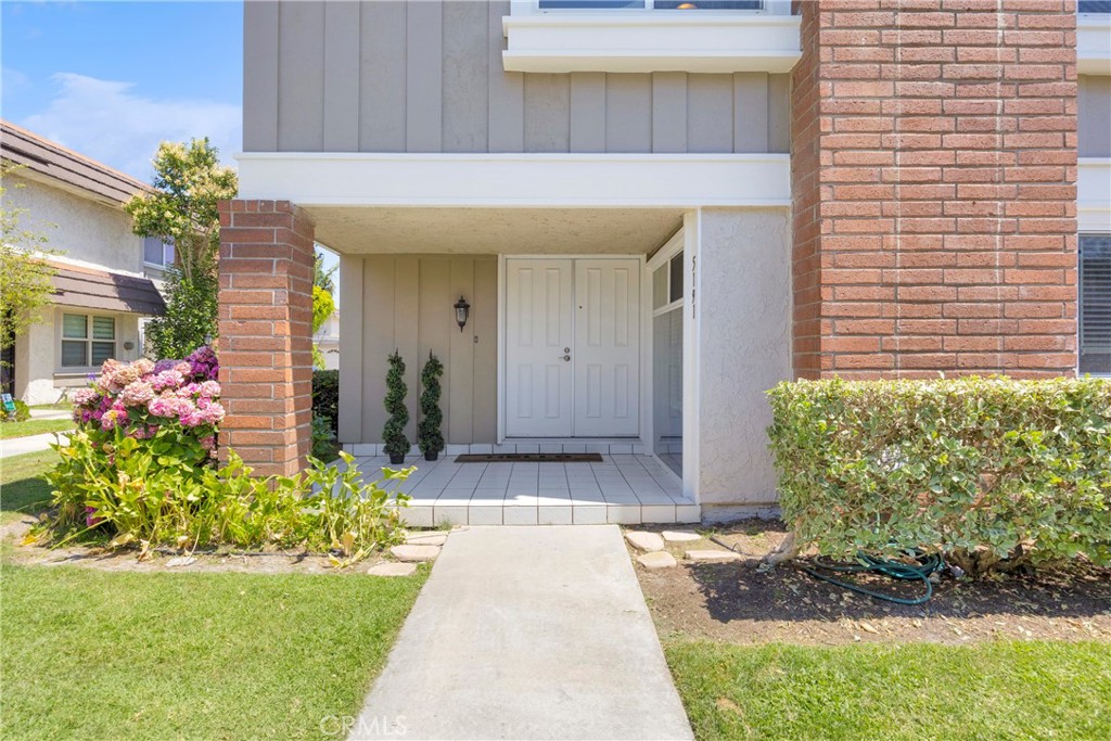 5191 Victoria Property Photo 2