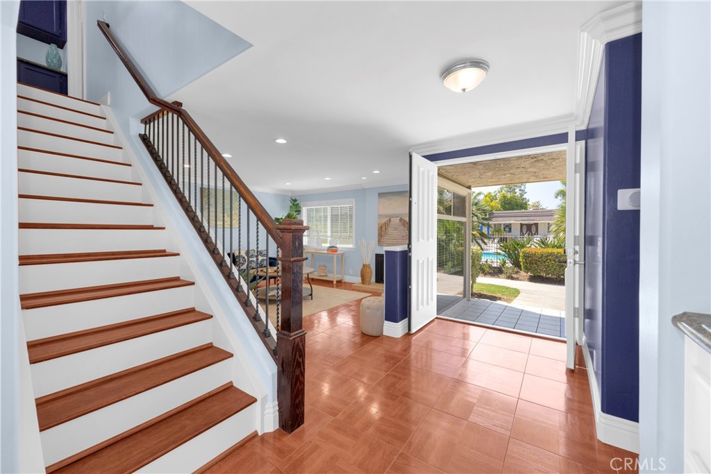 5191 Victoria Property Photo 7