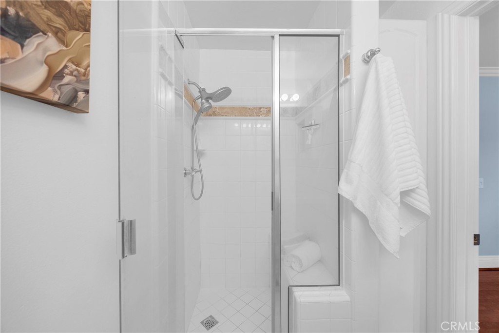 5191 Victoria Property Photo 27
