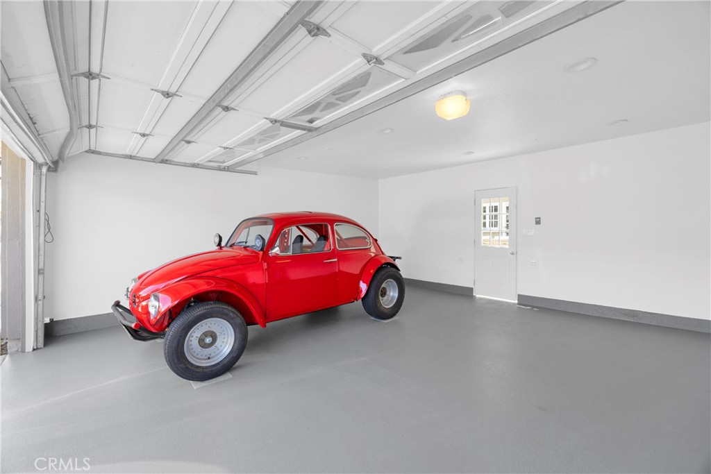 5191 Victoria Property Photo 42