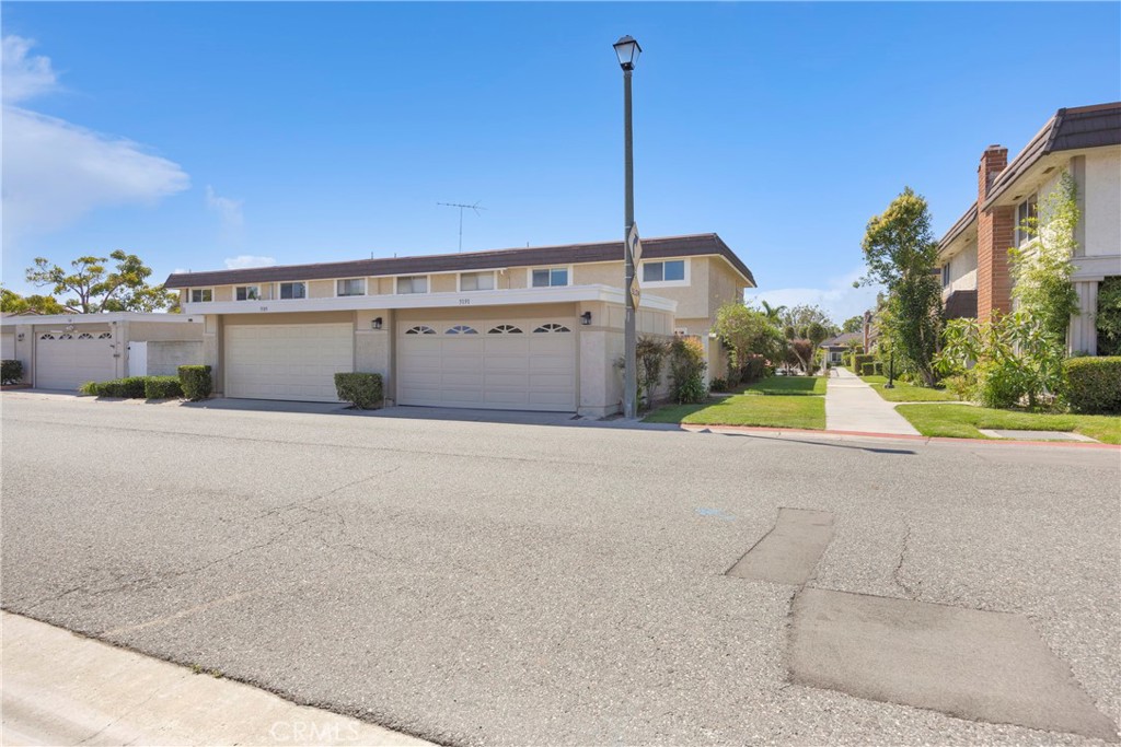 5191 Victoria Property Photo 43