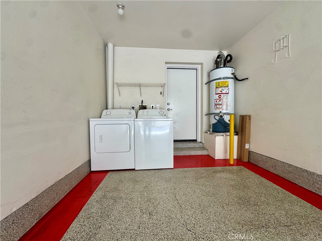 1003 Solvay Aisle Property Photo 11