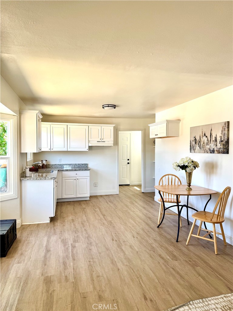 2225 N Sutter Property Photo 3
