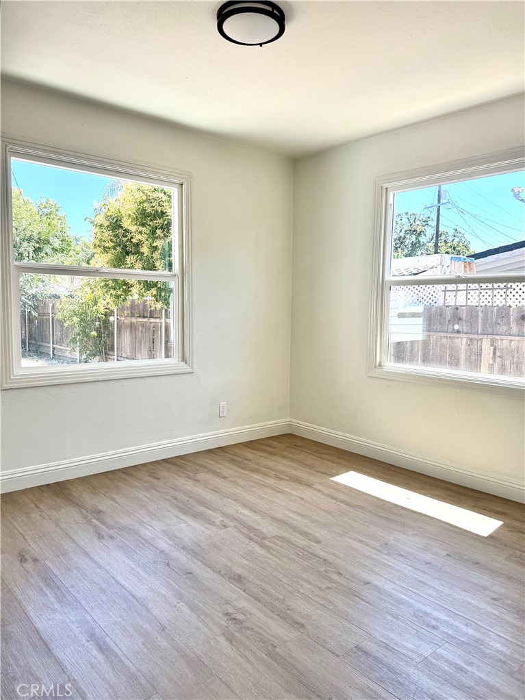 2225 N Sutter Property Photo 9